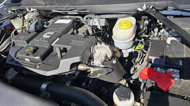 Used 2023 RAM 2500 Tradesman AWD/4WD image 12