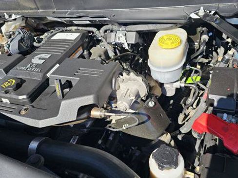 Used 2023 RAM 2500 Tradesman AWD/4WD image 12