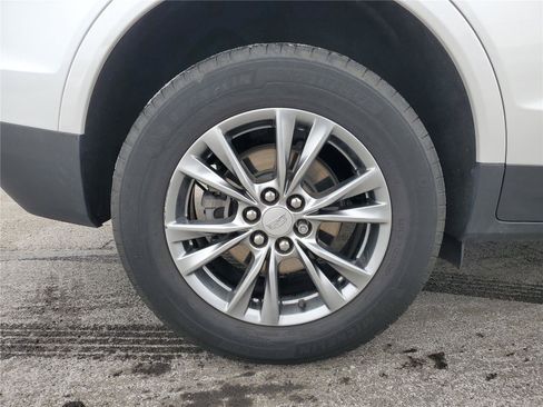 Used 2023 Cadillac XT5 Premium Luxury image 6