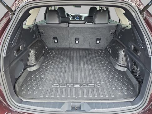Certified 2023 Subaru Outback Limited image 12