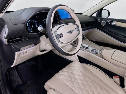 Certified 2024 Genesis GV80 3.5T w/ Prestige Package image 9