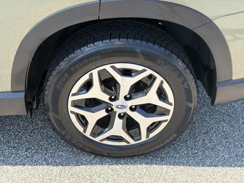 Used 2020 Subaru Forester Premium w/ Popular Package #1 AWD/4WD image 19