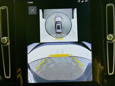 New 2026 Volvo XC40 B5 Ultra w/ Climate Package AWD/4WD image 14