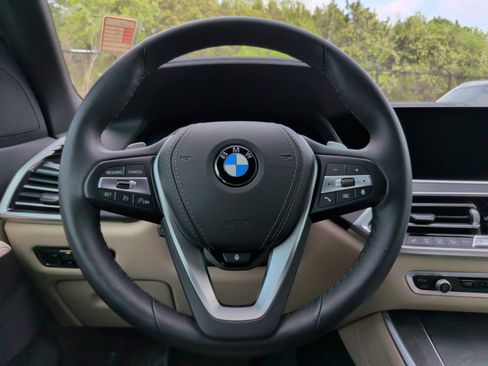 Used 2022 BMW X5 sDrive40i w/ Premium Package image 21