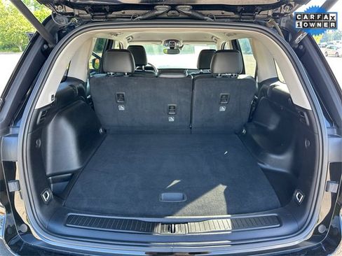 Used 2023 Jeep Grand Cherokee Limited image 29