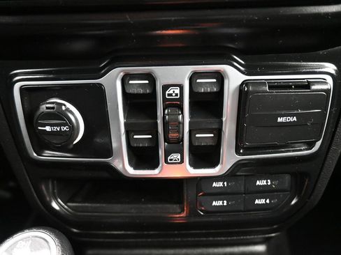 Used 2021 Jeep Gladiator Sport w/ Quick Order Package 24Q 80Th image 21