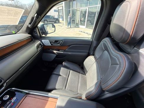 Used 2023 Lincoln Navigator L Black Label AWD/4WD image 27