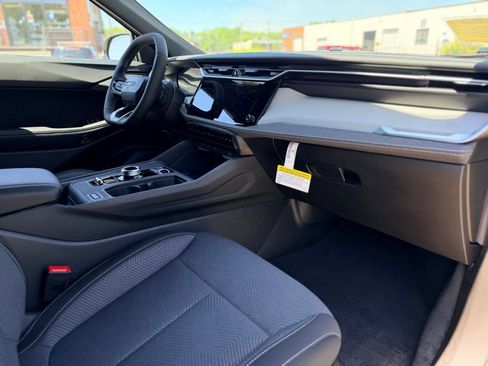 New 2026 Jeep Cherokee Laredo AWD/4WD image 12