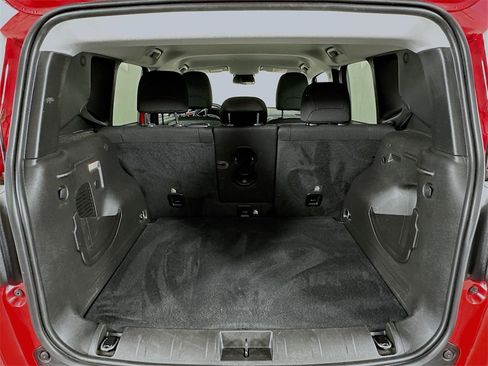 Used 2022 Jeep Renegade Latitude w/ Convenience Group image 6