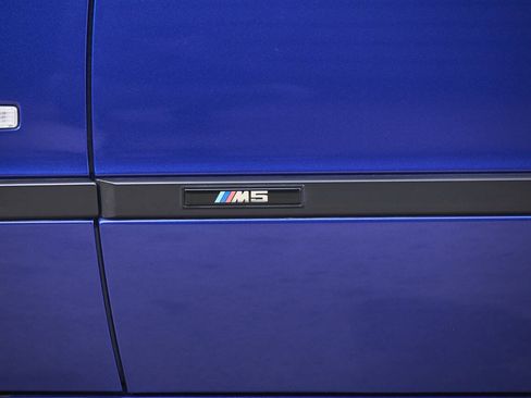 Used 2002 BMW M5 RWD image 36