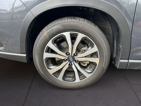 Used 2024 Subaru Forester Limited image 14