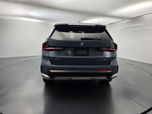 Used 2023 BMW X1 xDrive28i w/ Premium Package AWD/4WD image 5