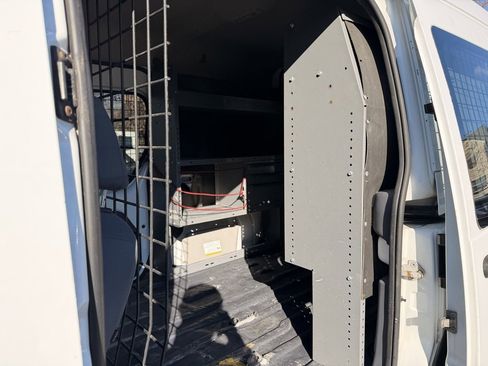 Used 2012 Ford Transit Connect XLT image 18