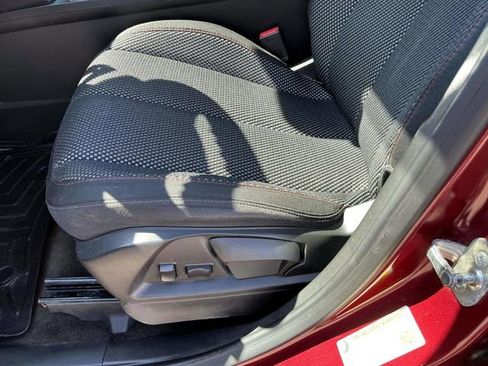 Used 2017 GMC Terrain SLE image 18