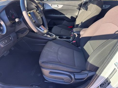 Certified 2024 Kia Forte LXS w/ LXS Technology Package image 13