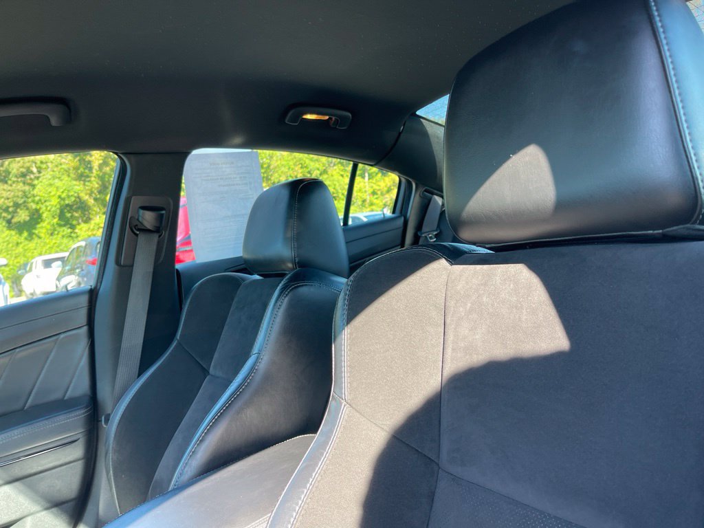 Used 2020 Dodge Charger R/T w/ Plus Group RWD image 9