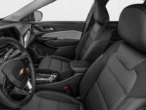New 2026 Chevrolet Trax LT FWD image 6