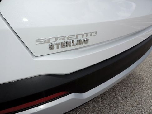New 2026 Kia Sorento LX FWD image 10
