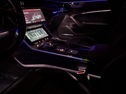 Used 2023 Audi S8 w/ S8 Executive Package image 36