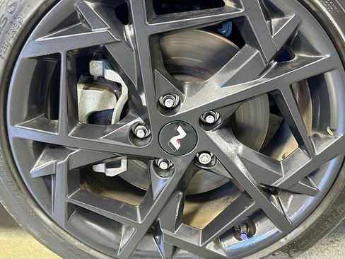 Used 2024 Hyundai Elantra N Line image 32