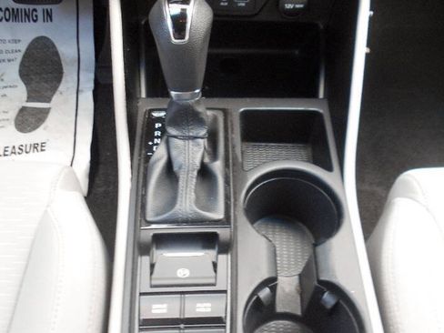 Used 2019 Hyundai Tucson SE image 14