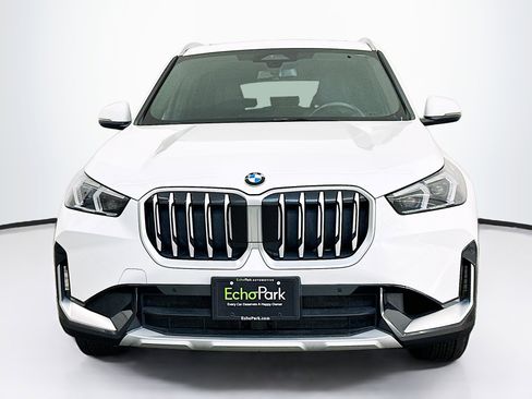 Used 2025 BMW X1 xDrive28i AWD/4WD image 2
