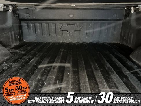 Used 2015 Chevrolet Silverado 2500 High Country w/ Duramax Plus Package image 19