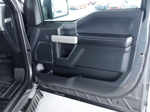 Used 2015 Ford F150 Lariat image 36