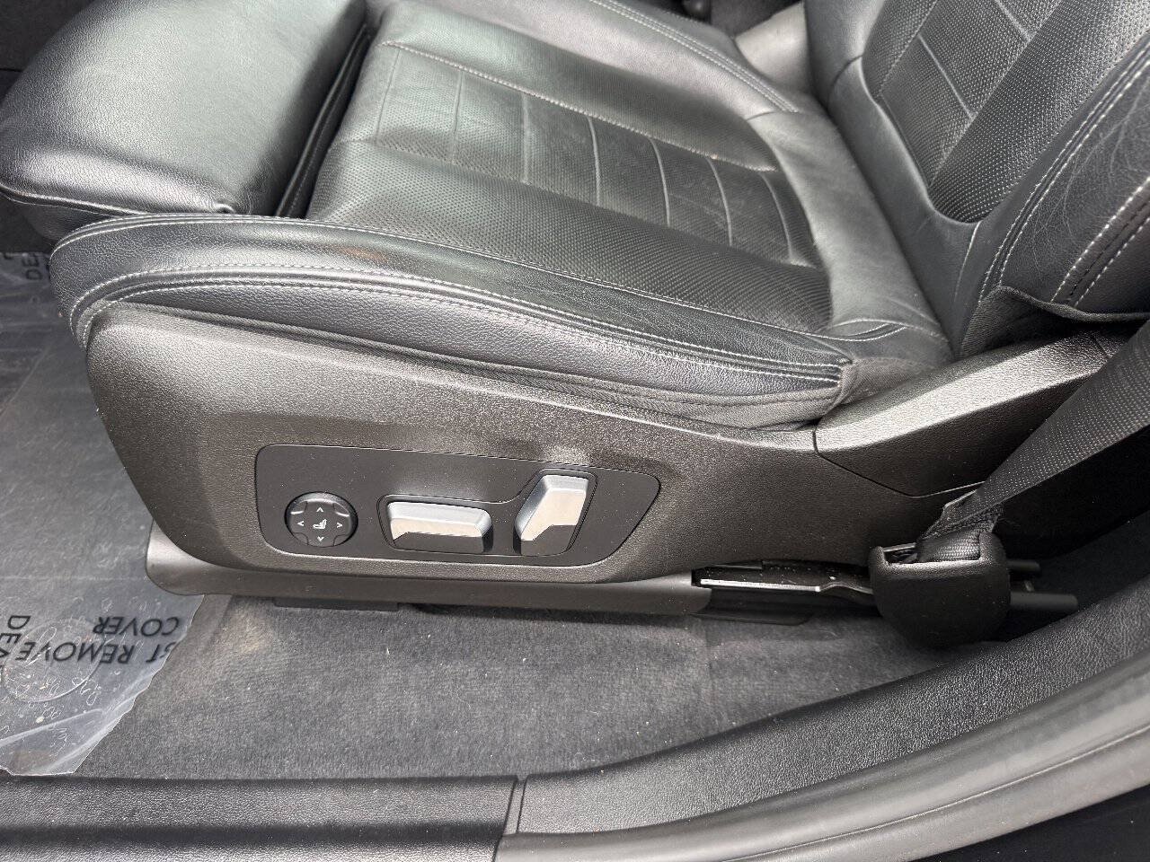 Used 2018 BMW X3 xDrive30i w/ Executive Package AWD/4WD image 14