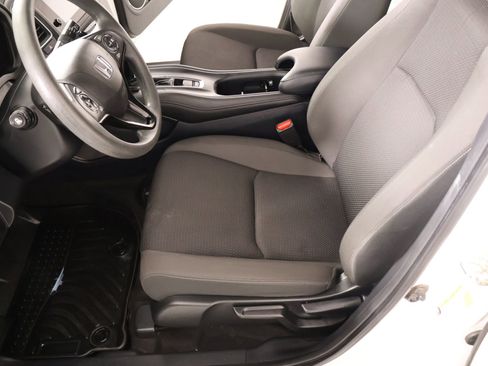 Used 2020 Honda HR-V EX image 11