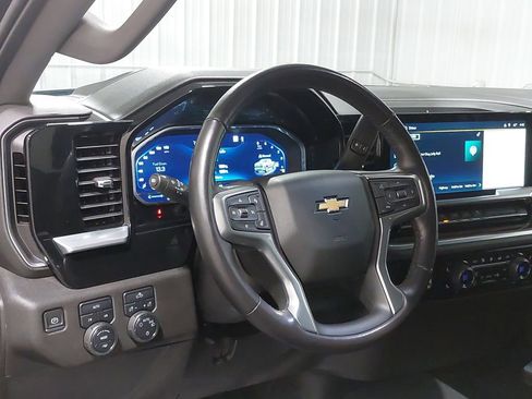 Used 2022 Chevrolet Silverado 1500 LT image 15