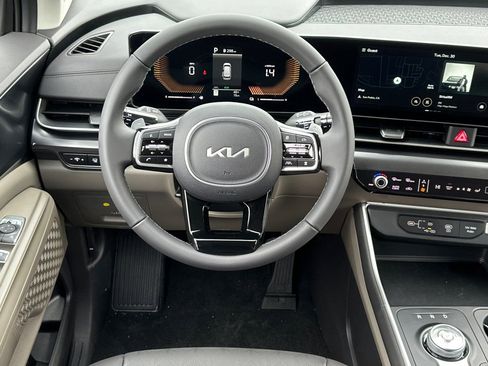 New 2026 Kia Carnival LXS image 14