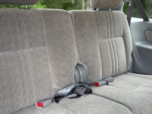 Used 1999 Toyota Sienna CE FWD image 30
