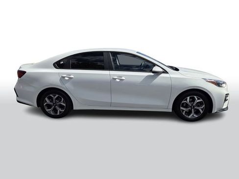 Used 2019 Kia Forte LXS image 3