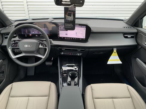 New 2026 Audi Q3 quattro 2.0T AWD/4WD image 12