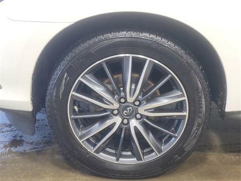 Used 2018 INFINITI QX60 Base w/ Premium Plus Package image 8