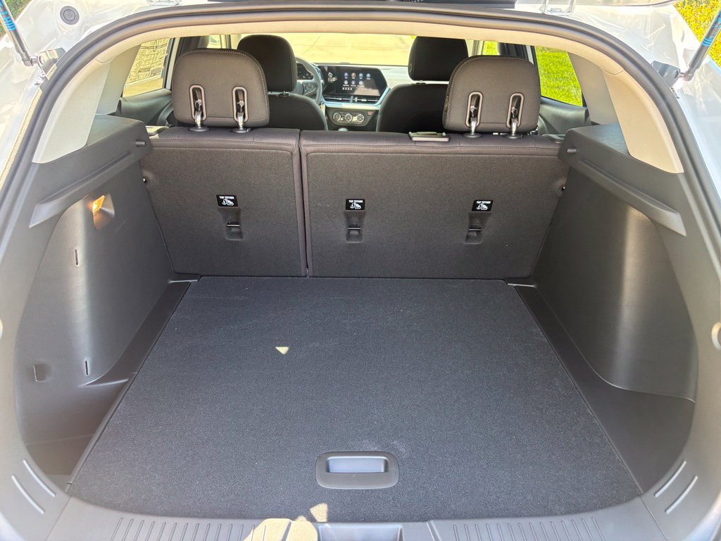 New 2026 Chevrolet Trax LS w/ Driver Confidence Package FWD image 39