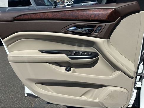 Used 2015 Cadillac SRX Performance w/ Driver Awareness Package image 5