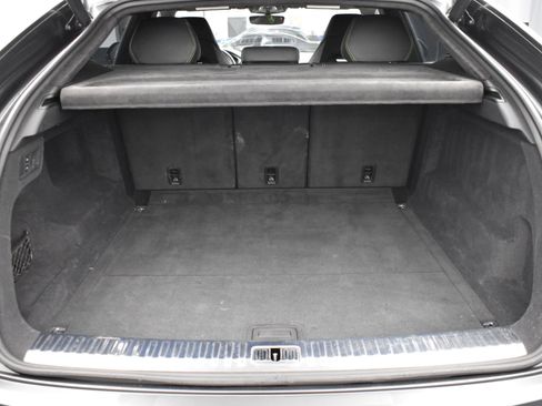 Used 2020 Lamborghini Urus image 19