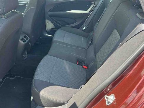 Used 2018 Buick Regal Preferred w/ Sights and Sounds Package AWD/4WD image 14