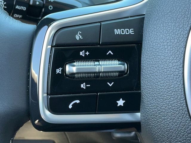 Used 2025 Kia Sorento SX AWD/4WD image 30