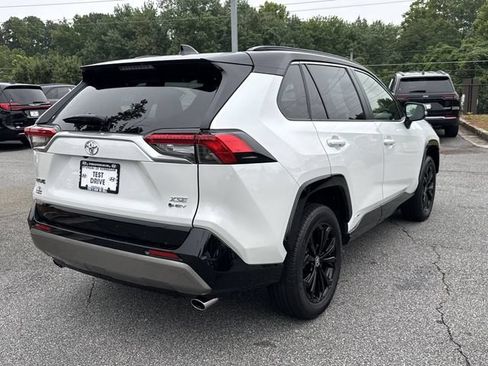 Used 2025 Toyota RAV4 XSE AWD/4WD image 7
