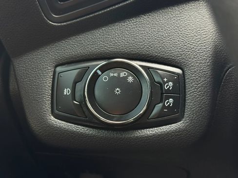 Used 2014 Ford Escape SE FWD image 28
