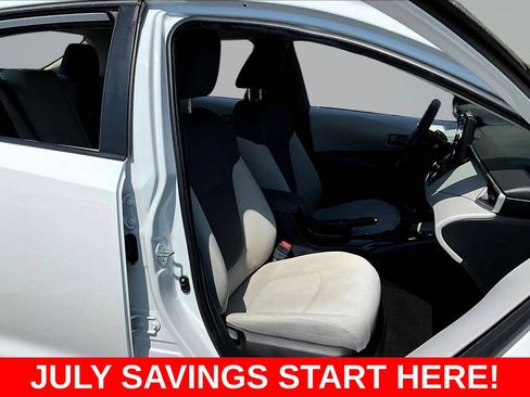 Used 2022 Toyota Corolla L FWD image 28