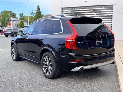 Used 2018 Volvo XC90 T5 Momentum w/ Convenience Package