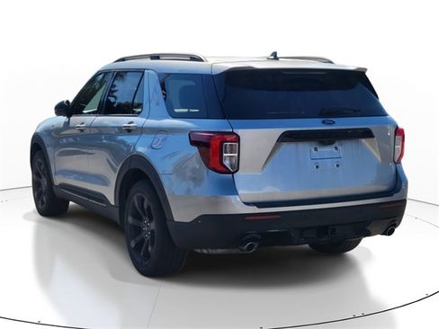 Certified 2023 Ford Explorer ST-Line w/ Class IV Trailer Tow Package image 3