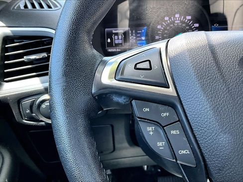 Certified 2022 Ford Edge SEL AWD/4WD image 24