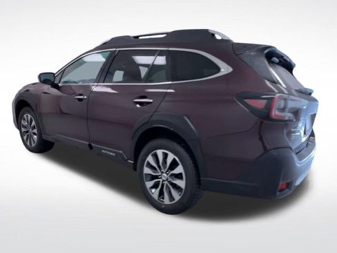 Used 2024 Subaru Outback Touring XT AWD/4WD image 6