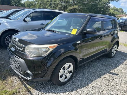 Used 2014 Kia Soul FWD image 17