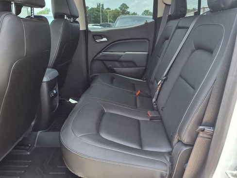 Used 2021 Chevrolet Colorado Z71 AWD/4WD image 18
